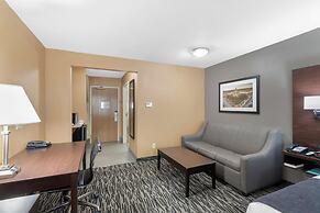 Best Western Plus Denton Inn & Suites