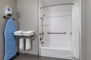 Best Western Plus Denton Inn & Suites