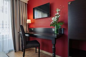 AX The Victoria Hotel