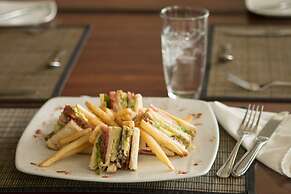 Rincón del Valle Hotel & Suites