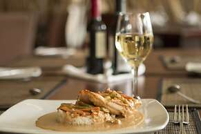 Rincón del Valle Hotel & Suites