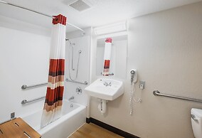 Red Roof Inn PLUS+ South Deerfield – Amherst