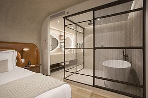 QOYA Hotel Curitiba, Curio Collection by Hilton