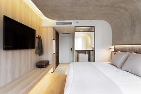 QOYA Hotel Curitiba, Curio Collection by Hilton