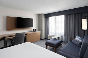 Courtyard by Marriott Charlotte City Center