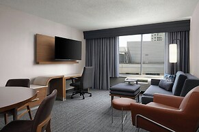Courtyard by Marriott Charlotte City Center