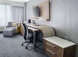 Courtyard by Marriott Charlotte City Center