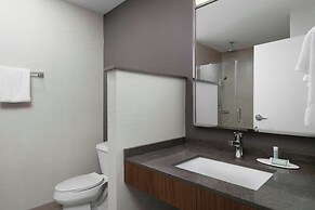 Courtyard by Marriott Charlotte City Center