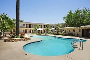 Quality Inn & Suites Santa Maria
