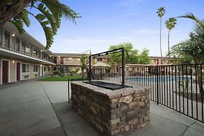 Travelodge by Wyndham Santa Maria