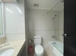 The Golden Peak Hotel & Suites powered by Cocotel