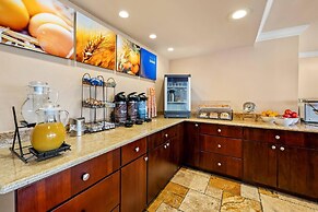Comfort Inn & Suites Salinas City Center Area