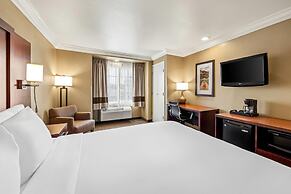Comfort Inn & Suites Salinas City Center Area