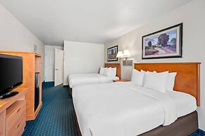 Comfort Inn & Suites Salinas City Center Area