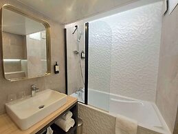 Best Western Plus Opera Batignolles