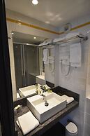 Logis Hôtel L'Orée de Chartres