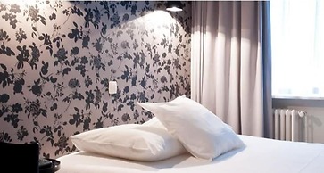 Queen Anne Hotel
