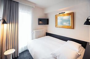 Queen Anne Hotel