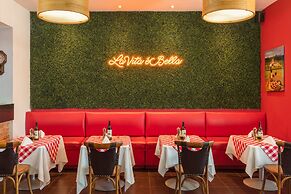 Marina Fiesta Resort & Spa