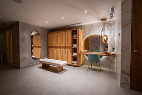 Marina Fiesta Resort & Spa