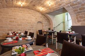 Hôtel Les 3 Poussins