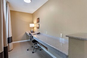 Comfort Inn & Suites Bryant - Benton