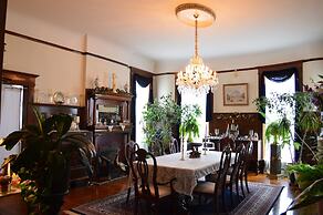 Beall Mansion An Elegant Bed & Breakfast Inn