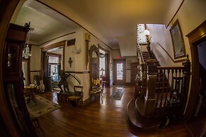 Beall Mansion An Elegant Bed & Breakfast Inn