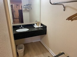 Tollway Inn of Beloit