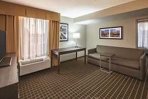 La Quinta Inn & Suites by Wyndham Mechanicsburg - Harrisburg