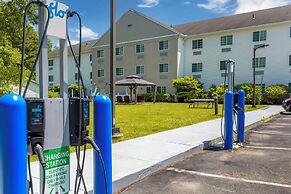 Best Western Plus Berkshire Hills Inn & Suites