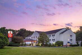 Best Western Plus Berkshire Hills Inn & Suites