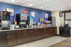 Best Western Plus Berkshire Hills Inn & Suites