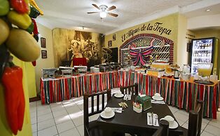 Hotel Xbalamque and Spa Cancun