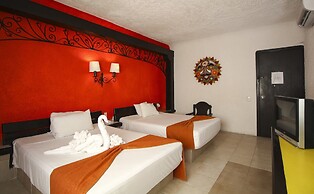 Hotel Xbalamque and Spa Cancun