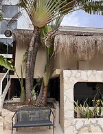 Hotel Xbalamque and Spa Cancun
