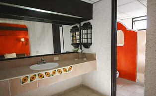 Hotel Xbalamque and Spa Cancun