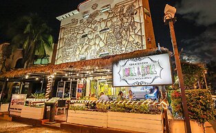 Hotel Xbalamque and Spa Cancun