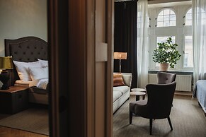 Home Hotel Christian IV
