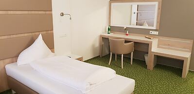 Confour Hotel