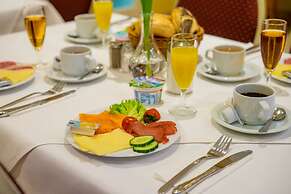Confour Hotel