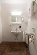 Confour Hotel