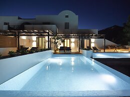 9 Muses Santorini Resort