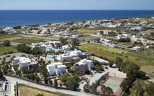 9 Muses Santorini Resort