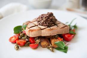 Best Western Sanctuary Inn