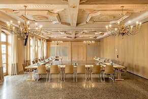 Bauer Hotel & Restaurant