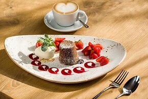 Bauer Hotel & Restaurant