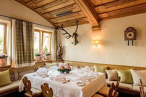 Bauer Hotel & Restaurant