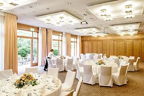 Bauer Hotel & Restaurant