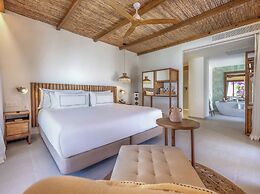 Meliá Zahara Resort & Villas